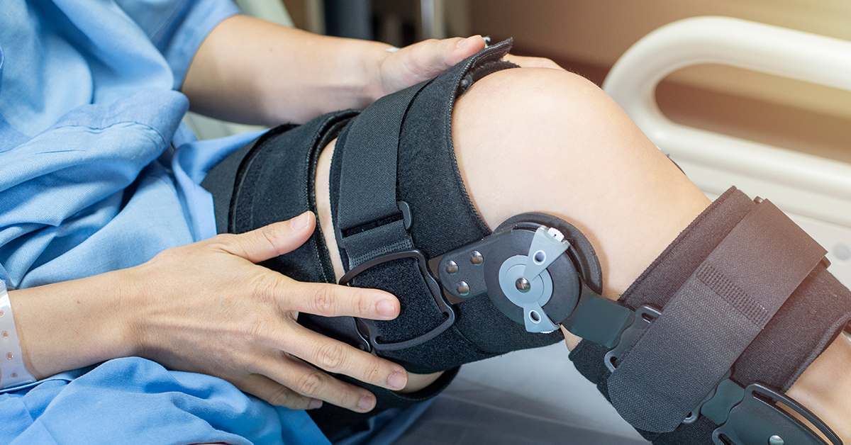 How To Put On A Hinged Knee Brace Properly